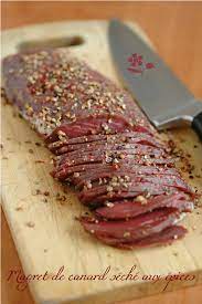 Comment trouver le cadeau d'anniversaire pour maman ? Un Magret De Canard Seche A Faire Soi Meme Passion Gourmandise Recettes De Cuisine Cuisine Recette