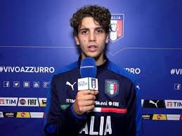 Una rincorsa nata già la scorsa estate, quando c'era paratici ma il sassuolo non era disponibile alla cessione anche per una promessa fatta a de zerbi, e che è ripartita oltre due mesi fa. La Juventus Su Locatelli Lui Sarebbe Fantastico Jmania It