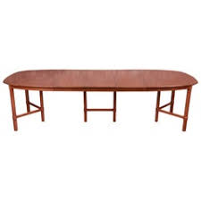 Offers a dining room table with one leaf (w 20.5 x l 48), an lighted henredon buffet (h 41.5 x w 82 x. Henredon Dining Room Tables 18 For Sale At 1stdibs