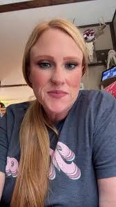 Allyson Hendrix's Instagram, Twitter & Facebook