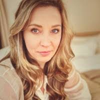 Antonia Cole's Instagram, Twitter & Facebook