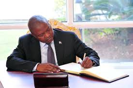 At the time, police said only r1 200 had been stolen, while the premier denied. Deputy President David Mabuza In His Capacity As Special Envoy To South Sudan Holding A Consultative Meeting With Preside Presidencyza Scoopnest