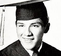 Alejandro Ray's Instagram, Twitter & Facebook