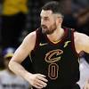 The cleveland cavaliers and golden state warriors meet for the 4th consecutive year to battle for the. Https Encrypted Tbn0 Gstatic Com Images Q Tbn And9gcsrygrmde1evphelffhw3u7bn9ckur4 H7uwvoe2rvpdogt Aql Usqp Cau