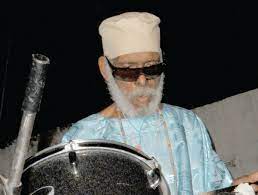 Warren first fell in love with american music when he was given. Guy Warren Ghanaba The Divine Drummer Graphic Online