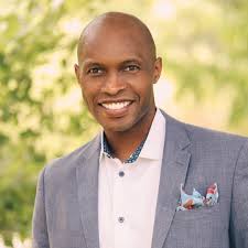 Neil D. Caesar (@neildcaesar) • Instagram photos and videos