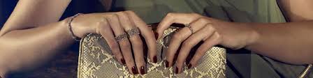 Quelles sont les étapes cruciales et celles à ne pas zapper. Bague De Fiancailles A Quel Doigt Porter Votre Bague