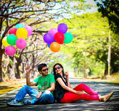 Shopzters Couple Portraits Pre Wedding Photoshoot Creative Wedding Photography Wedding Couples Photography