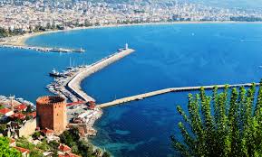 Die stadt liegt im süden der türkei an der türkischen riviera und ist wegen ihrer strände und dem blauen wasser ein beliebter badeort. Tipps Fur Den Turkei Urlaub Darauf Sollten Urlauber Achten Thebetterdays