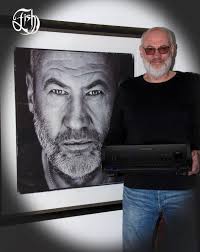 Fish is endorsing the multi award-winning Parasound Halo amplifier.