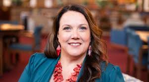 Mount Holyoke College CEO And Leadership: Executives and Demographics