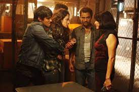 Queen Of The South Season 1 Episode 2 Photos Caurenta Minutos Seat42f Queen Of The South Queen Beauty And The Beast