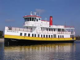 Casco Bay Island Ferry Service Portland Maine Casco Bay Peaks Island Maine Vacation