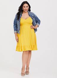 Black And Yellow Jersey Dress Yellow Jersey Skater Dress In 2020 Dresses Knit Mini Dress Plus Size Dresses