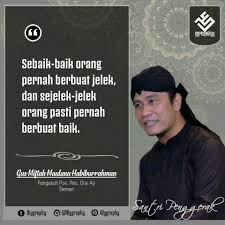 Kamu tinggal tuliskan di kolom komentar, biar yang lainnya juga bisa membaca. Kata Bijak Gus Miftah
