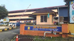 Jom saksikan video dan jangan lupa tekan 'like' bagi menyokong penyertaan mereka untuk pertandingan #smkajbshorties2019 kategori : Voice Kluster Kempas Smk Tan Sri Mohamed Rahmat Sk Facebook
