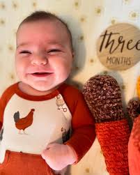3 months already with our smiley Roman! He's a little social butterfly,  smiling and cooing at everybody he meets 🥰 He is so loved and I hope he  always knows & feels that!