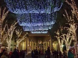 The Christmas Lights On Fifth Ave South In Front Of Sugden Theater Naples Florida Florida Christmas Naples Florida Florida Living