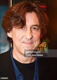 2 189 photos et images haute résolution de Cameron Crow