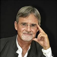 Penny Le's Instagram, Twitter & Facebook