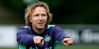 ¡La Nueva Estrella del PSV! ¿Podrá Ruben van Bommel Triunfar en Champions? - Imagen principal del artículo