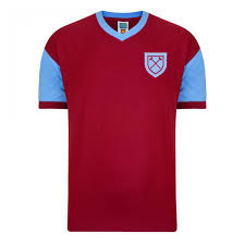 At west ham united, we believe the boycott will draw attention to the importance of social media companies acting on this problem and help educate people in the ongoing fight against racism and. West Ham 1958 Retro Trikot Auswarts Retrofootball