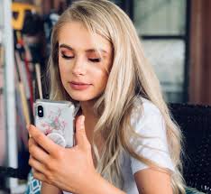 The Bachelor When Will Villain Demi Burnett Go Home Tv Shows Ace Makeup For Blondes Hair Beauty Red Hair