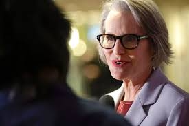 Cynthia Clare's Instagram, Twitter & Facebook