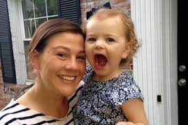 More Doctors Broach Subject of Women's Age and Fertility