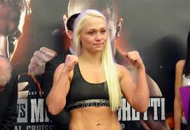 (romaian) gabriella mezei super bantamweight. Thorslund Forsvarer Vm Titel I Struer Den 19 Januar Boksenyt