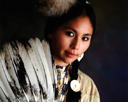 T R I B A L T R I B U N E