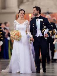 Spitzen brautkleid dubaj mit trägern. Die Schonsten Brautkleider Aller Zeiten Royal Wedding Dress Wedding Dresses Princess Wedding Dresses