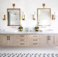 4.5 out of 5 stars 76. Pin By Christina Hassen On Bathrooms Timeless Bathroom Bathroom Tile Designs Amazing Bathrooms