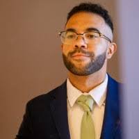 Lisa Dosch's Instagram, Twitter & Facebook