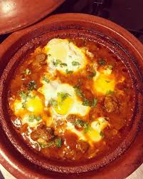 Tajine Kefta Et œufs Simple Et Efficace Pour Ce Soir Faites Defiler Les Photos Pour La Recette J Ai Juste Oublie De Preciser