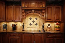 On some maple wood kitchen cabinets, you may also find varying bird's eye dots, mineral streaking, and curling grain. What Color Countertops Go With Maple Cabinets 9 Options Explored Homenish
