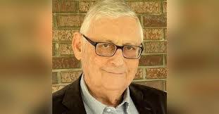 Ken Roark's Instagram, Twitter & Facebook