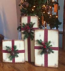 Diy jingle bell mistletoe christmas stocking creating this colorful stocking is surprisingly easy! Set Of Three Distressed Wooden Christmas Presents Christmas Wood Christmas Decor Diy Christmas Diy