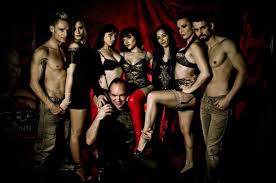 La distanciation physique à l'entrée et dans le salon : Salon De L Erotisme Un Rendez Vous Xxl Vendredi Et Samedi A Labege Actu Toulouse