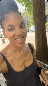 And I made it to work early y’all🤣😂 God will re-create, reconfigure time  for you, when you seek Him first… even by accident! He knows everything we  are TRYING to know- -already! Why try to do it ...