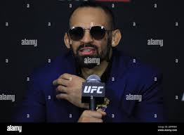 Ufc 144 hi-res stock photography and images