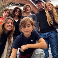 Fue en una entrevista con radio mitre. La Historia De Amor De Analia Maiorana Y Diego Santilli Se Conocieron En Una Cena Benefica Se Casaron En 2014 Y Ella Dice Que La Conquisto Por Lo Buen Padre Que Es