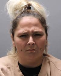 Warning to all Tennessee this is the Farragut strangler he is a rapist and  a murderer this mugshot was taken the night he was arrested for trying to  strangle me to death