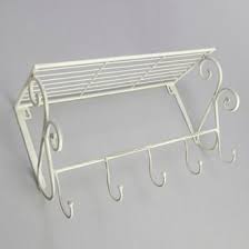 Porte Manteaux Mural En Fer Forge 5 Accroches Etagere Blanc Patine 45x8xh 27cm Clotilde Amadeus Cafe Wall Clothes Hanger French Cafe