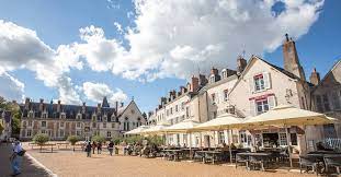 Explore blois holidays and discover the best time and places to visit. The Place Du Chateau Blois Blois Chambord Tourism