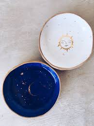 Blue Blue On Behance Artists Blue Ceramics Comicsandcartoons Pottery 2020 Vitray Tasarimlari Kintsugi Seramik Sanati