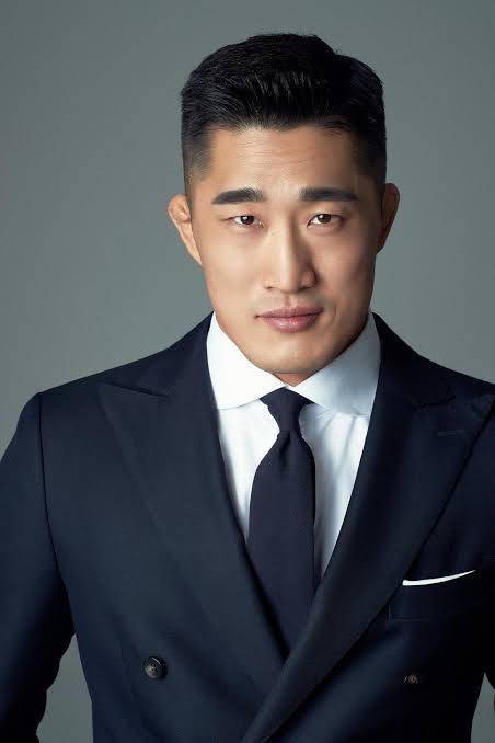 Kim Dong-hyun profile