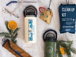 Davines, biossance, and superzero are three prime examples of brands minimizing their footprint while making damn good beauty products in the process. 32 Socially Responsible Companies That Give Back All Year Long 2021