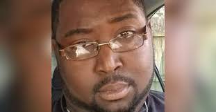 Aaron Lester's Instagram, Twitter & Facebook