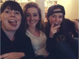 usagtenfactschallenge Lemme join this one too 😁 1) My name is Naomi, I'm  in 300l medical biochemistry 2) I'm from Edo state but I grew up in Lagos  3)I'm 5ft8 tall, I'm